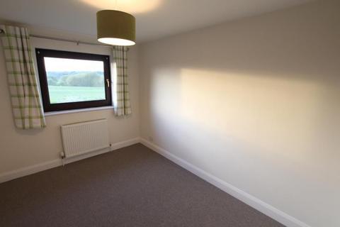 3 bedroom semi-detached house to rent, Addlestone, Surrey, KT15
