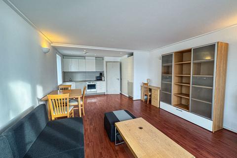 1 bedroom block of apartments to rent, London, E14