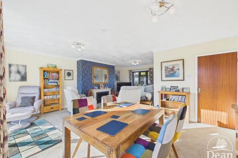 4 bedroom detached house for sale, Bailey Hill, Yorkley, Lydney