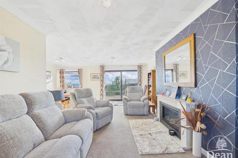 4 bedroom detached house for sale, Bailey Hill, Yorkley, Lydney