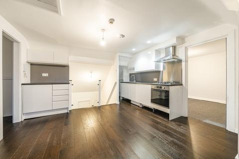 2 bedroom flat to rent, Holmesdale Road, London, SE25