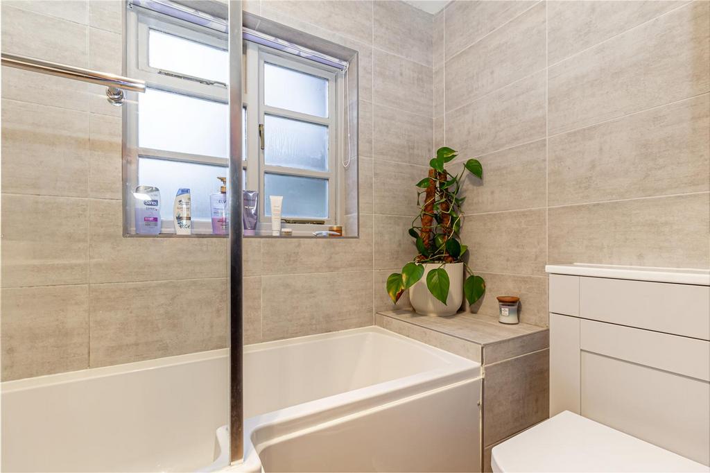 Bathroom-2.jpg