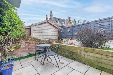 undefined, London Road, Worcester
