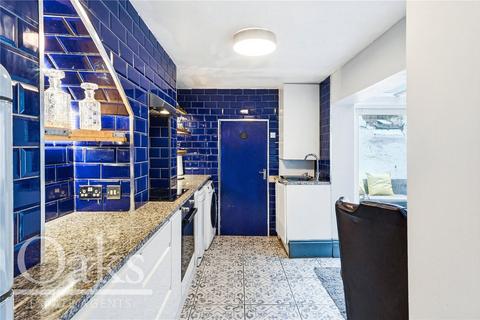 2 bedroom apartment for sale, Apsley Road, South Norwood