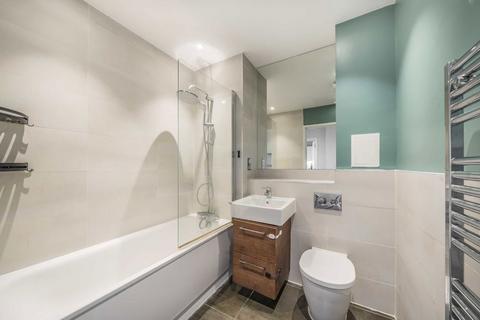 2 bedroom flat for sale, Waterfall Cottages, LONDON SW19