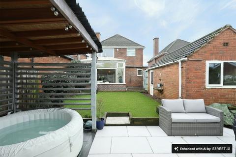 3 bedroom detached house for sale, Moorland View Road, Chesterfield S40