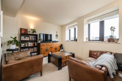1 bedroom flat to rent, Wapping Lane, London E1W