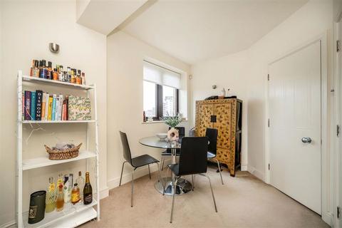 1 bedroom flat to rent, Wapping Lane, London E1W