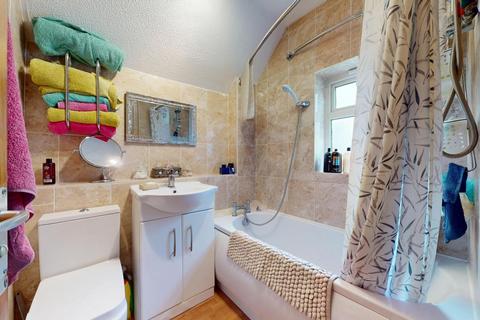 3 bedroom semi-detached house for sale, Maidstone Road, Lenham, ME172QJ