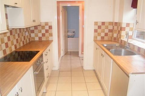2 bedroom terraced house to rent, Bell Street,WHITCHURCH