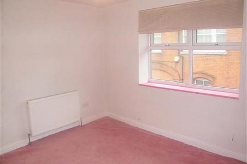 2 bedroom terraced house to rent, Bell Street,WHITCHURCH