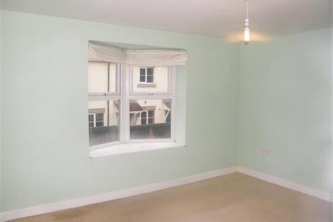 2 bedroom terraced house to rent, Bell Street,WHITCHURCH