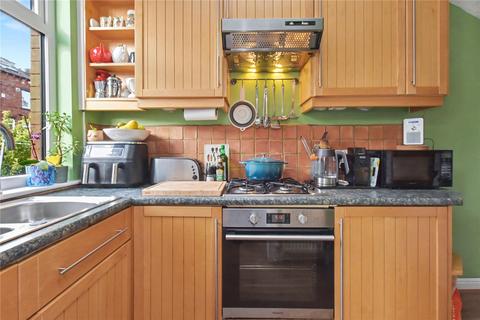 2 bedroom terraced house for sale, Argie Terrace, Burley, Leeds, West Yorkshire