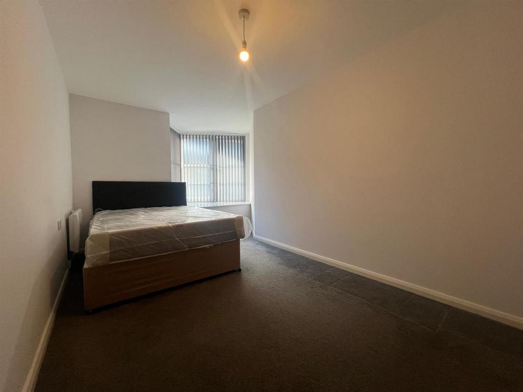Bedroom.  ..jpg