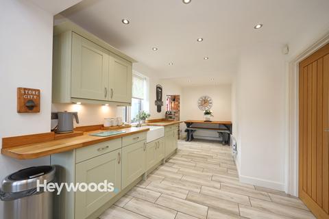 3 bedroom semi-detached house for sale, Thirlmere Place, Clayton, Newcastle-under-Lyme, Staffordshire