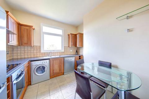 2 bedroom flat to rent, St Ann's Hill, Wandsworth, SW18