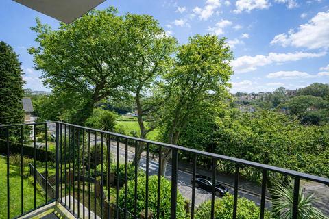 2 bedroom retirement property for sale, St. Helens Crescent, Hastings