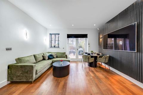 1 bedroom house to rent, Hazlewood Mews, London SW9