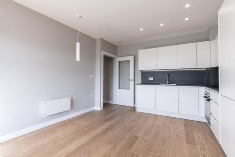 1 bedroom ground floor flat to rent, Flat 21 Leigh Court 6 Avonmore Road