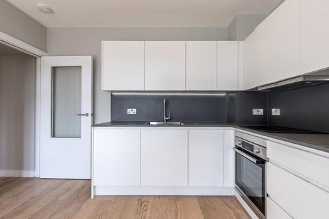 1 bedroom ground floor flat to rent, Flat 21 Leigh Court 6 Avonmore Road