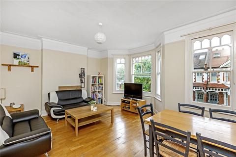 3 bedroom flat to rent, Bowood Road, London, SW11