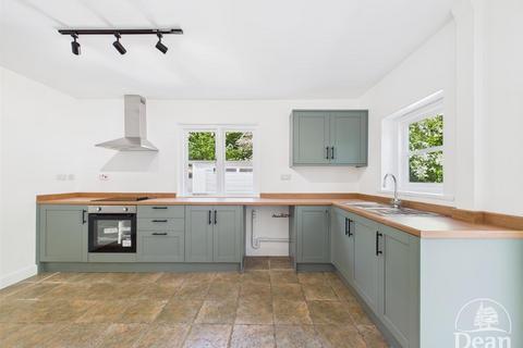 undefined, Braceland, Christchurch, Coleford