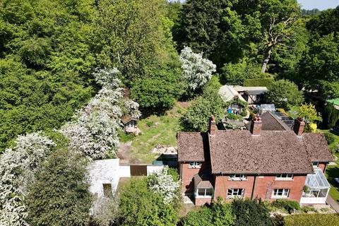 undefined, Braceland, Christchurch, Coleford