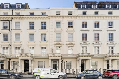 Studio to rent, Belgrave Road, London SW1V