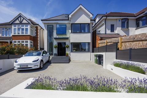 undefined, Charmouth Road, St. Albans, AL1