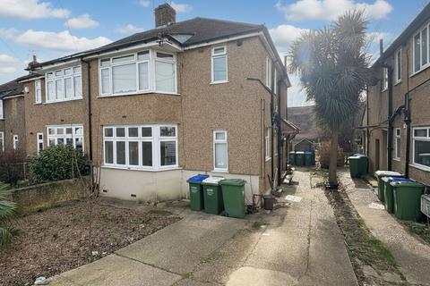Eversley Avenue, Bexleyheath, DA7