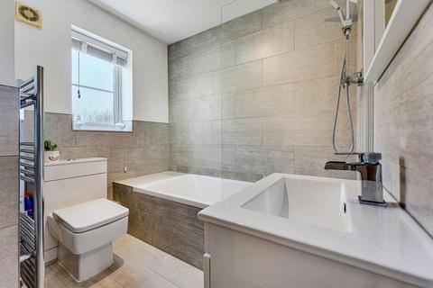 3 bedroom house for sale, Warrington Road, Glazebury, WA3