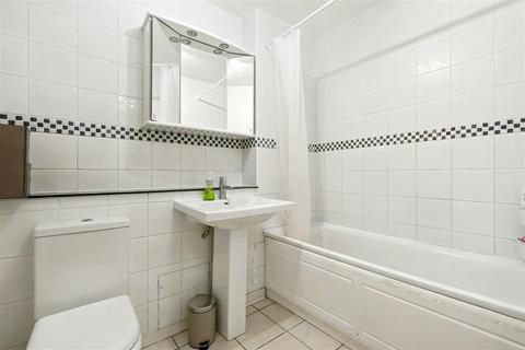2 bedroom apartment for sale, Maresfield Gardens, Hampstead, London, NW3