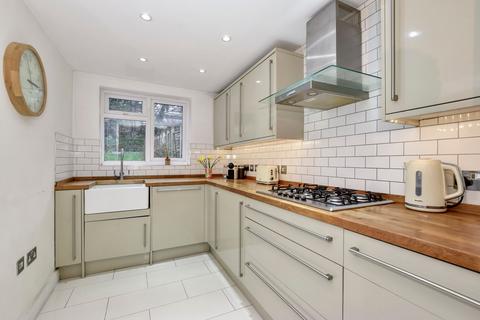 undefined, Primrose Hill, Kings Langley, WD4