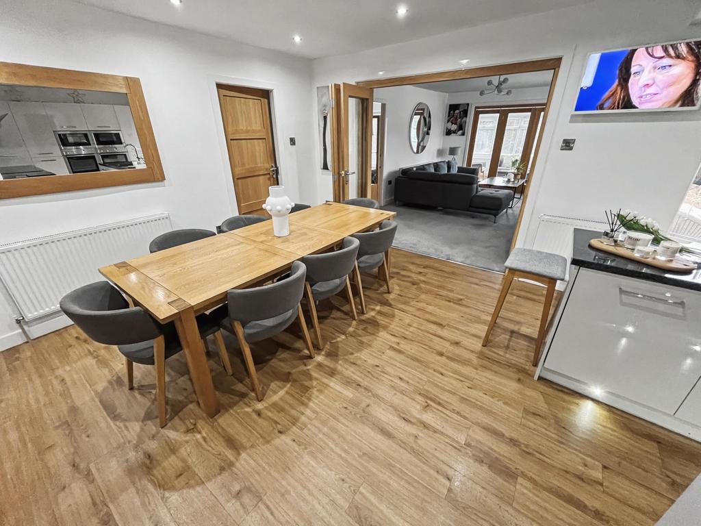 Kitchen-Dining Room
