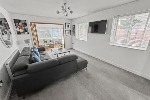 4 bedroom detached house for sale, Bloomfield Drive, Bury, BL9