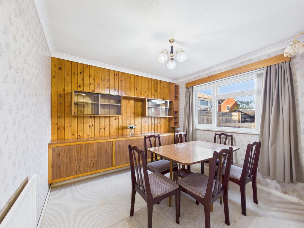 Cam01354 g0 pr0626 still001