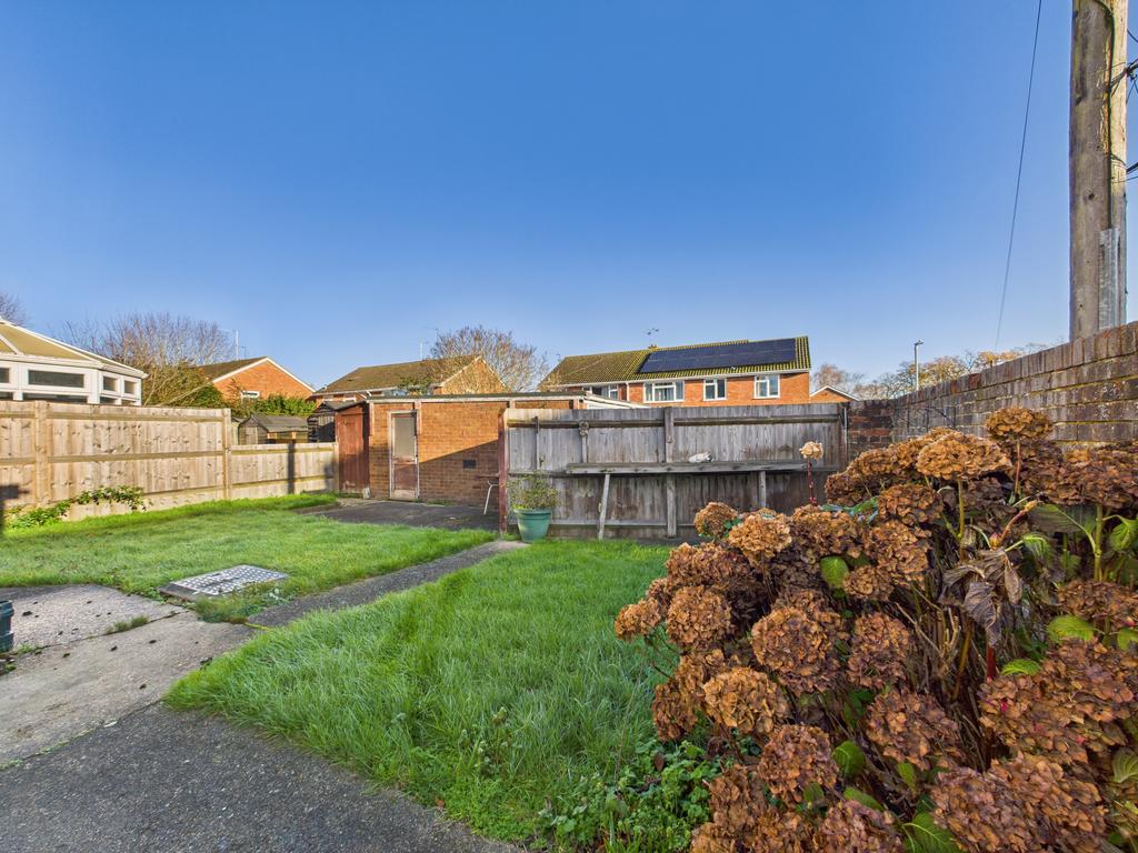 Cam01354 g0 pr0626 still018