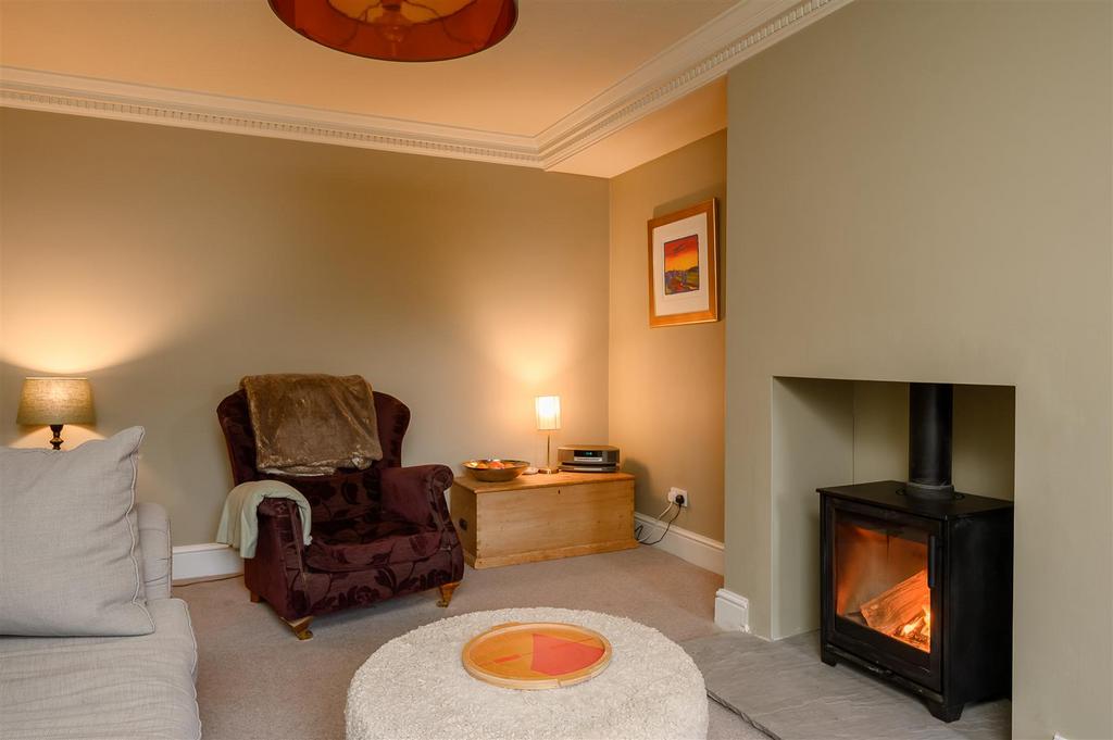 Living room 2