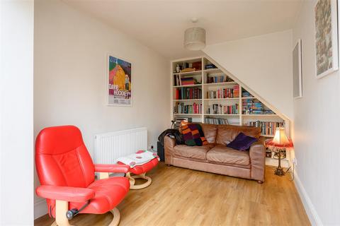 3 bedroom semi-detached house for sale, Chestnut Road, Cawood, YO8 3TB