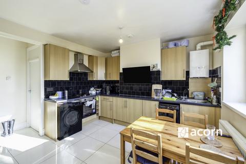 3 bedroom house share to rent, Ainsty Estate London SE16