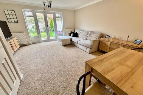 undefined, Alsford Close, Lightwater GU18