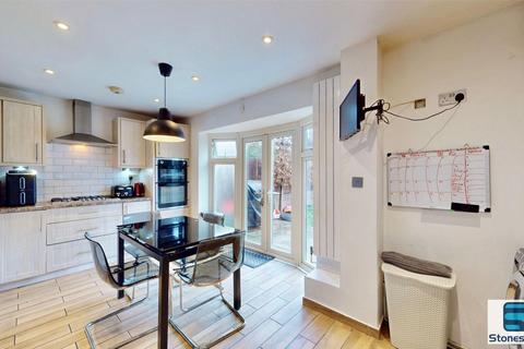 3 bedroom detached house for sale, Rainham Road South, Dagenham, RM10