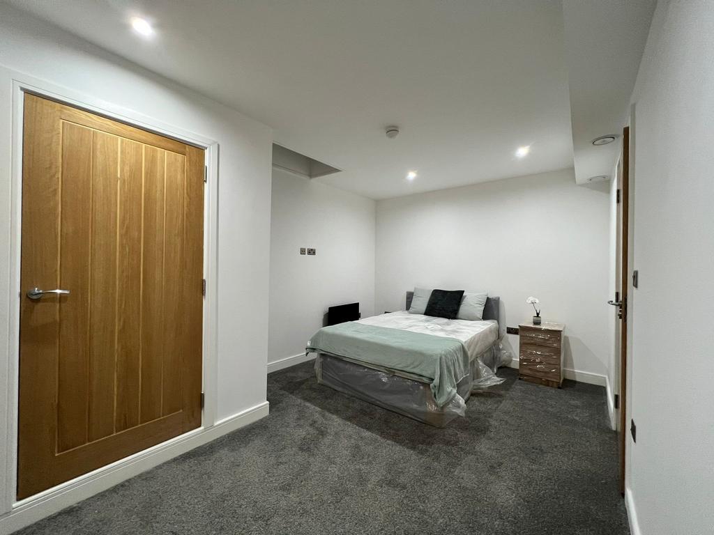 Ensuite Room