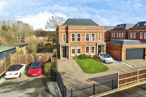 undefined, Pine Lodge Way, Epsom KT19