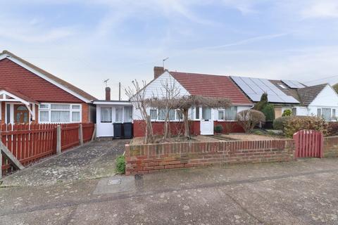 2 bedroom bungalow for sale, Park Avenue, Birchington, Kent, CT7