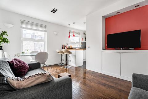 2 bedroom flat for sale, St Julians Road, London