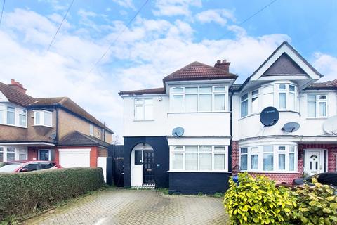 3 bedroom end of terrace house for sale, Harrow, Middlesex HA2