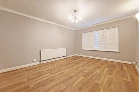 3 bedroom end of terrace house for sale, Harrow, Middlesex HA2