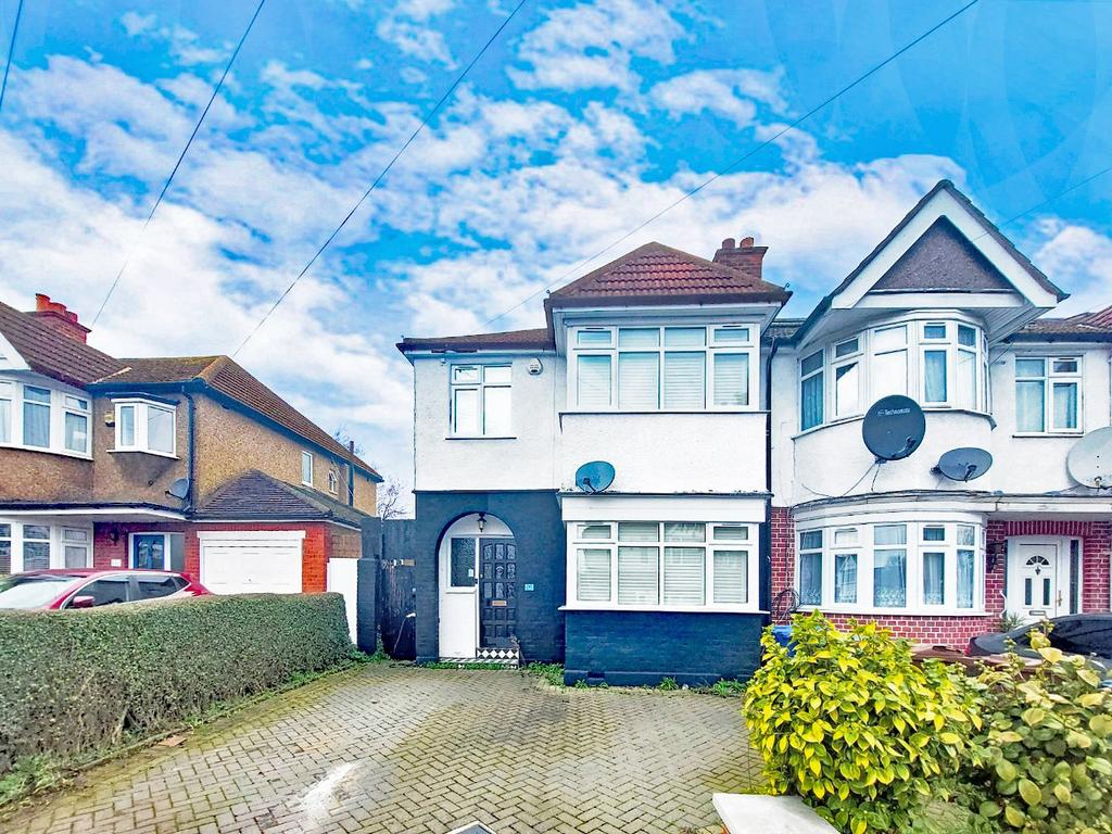Harrow, Middlesex HA2 3 bed end of terrace house for sale - £595,000