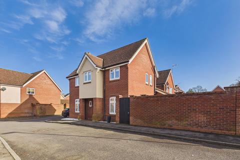 3 bedroom detached house for sale, Masefield Drive, Downham Market PE38